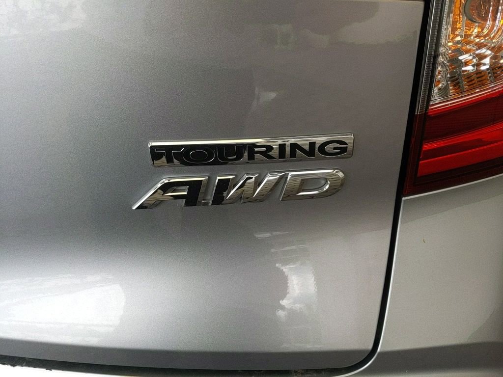 Used 2021 Honda Pilot Touring image 9