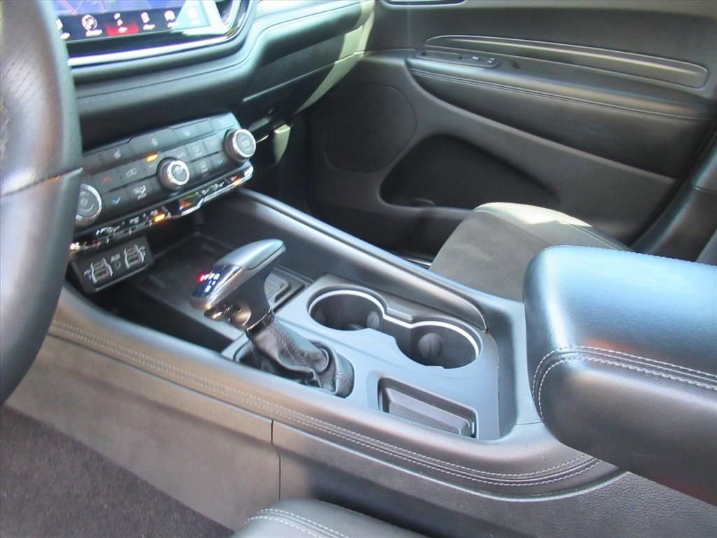 Used 2022 Dodge Durango GT RWD image 17