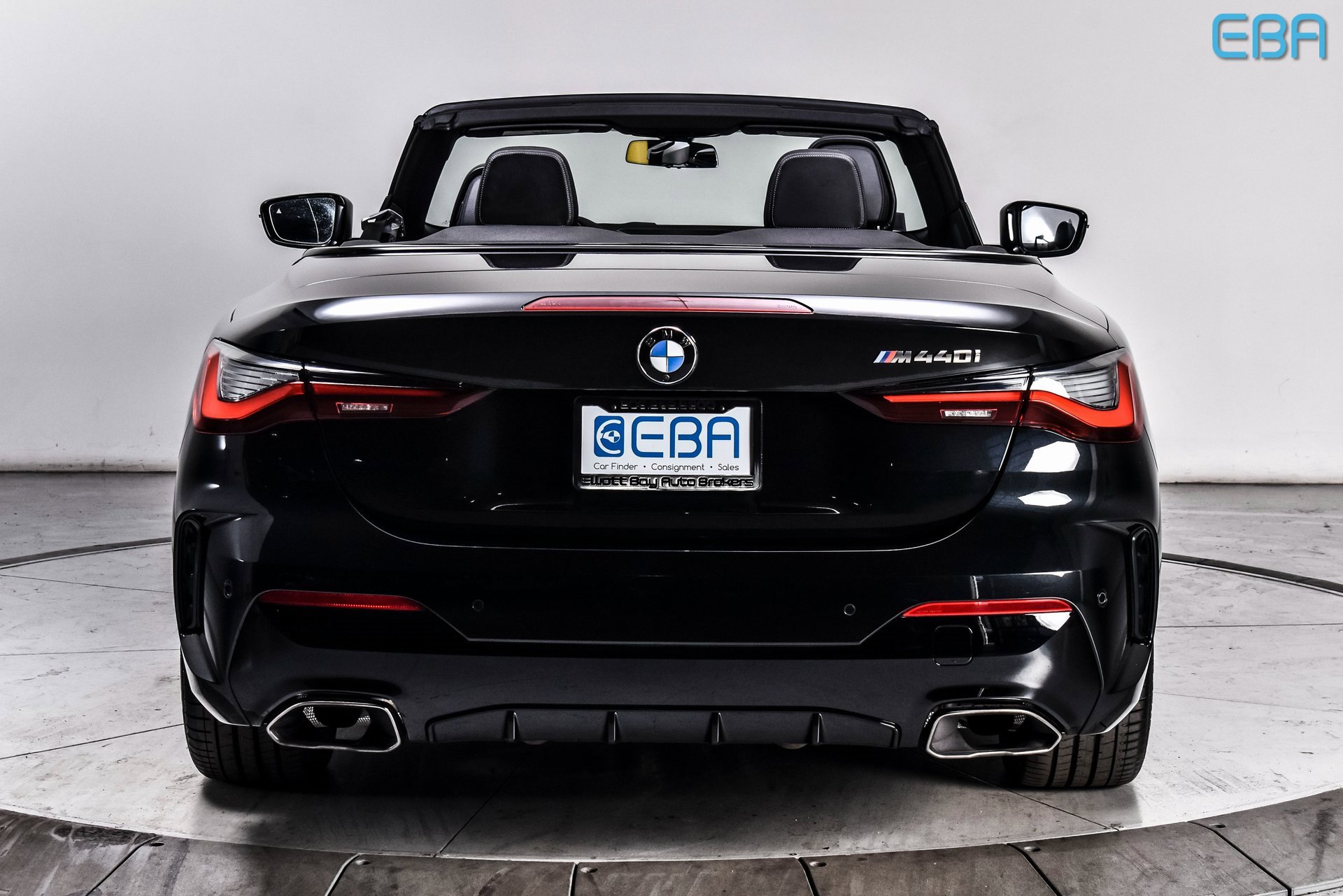 Used 2023 BMW M440i Convertible w/ Premium Package image 7