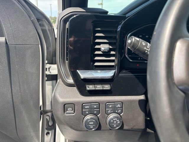 Used 2024 Chevrolet Silverado 1500 High Country w/ Technology Package image 17