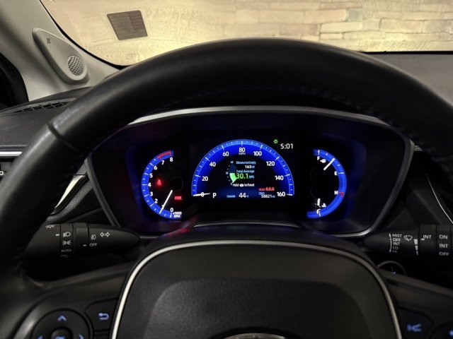 Used 2022 Toyota Corolla Cross XLE w/ Convenience Package image 15