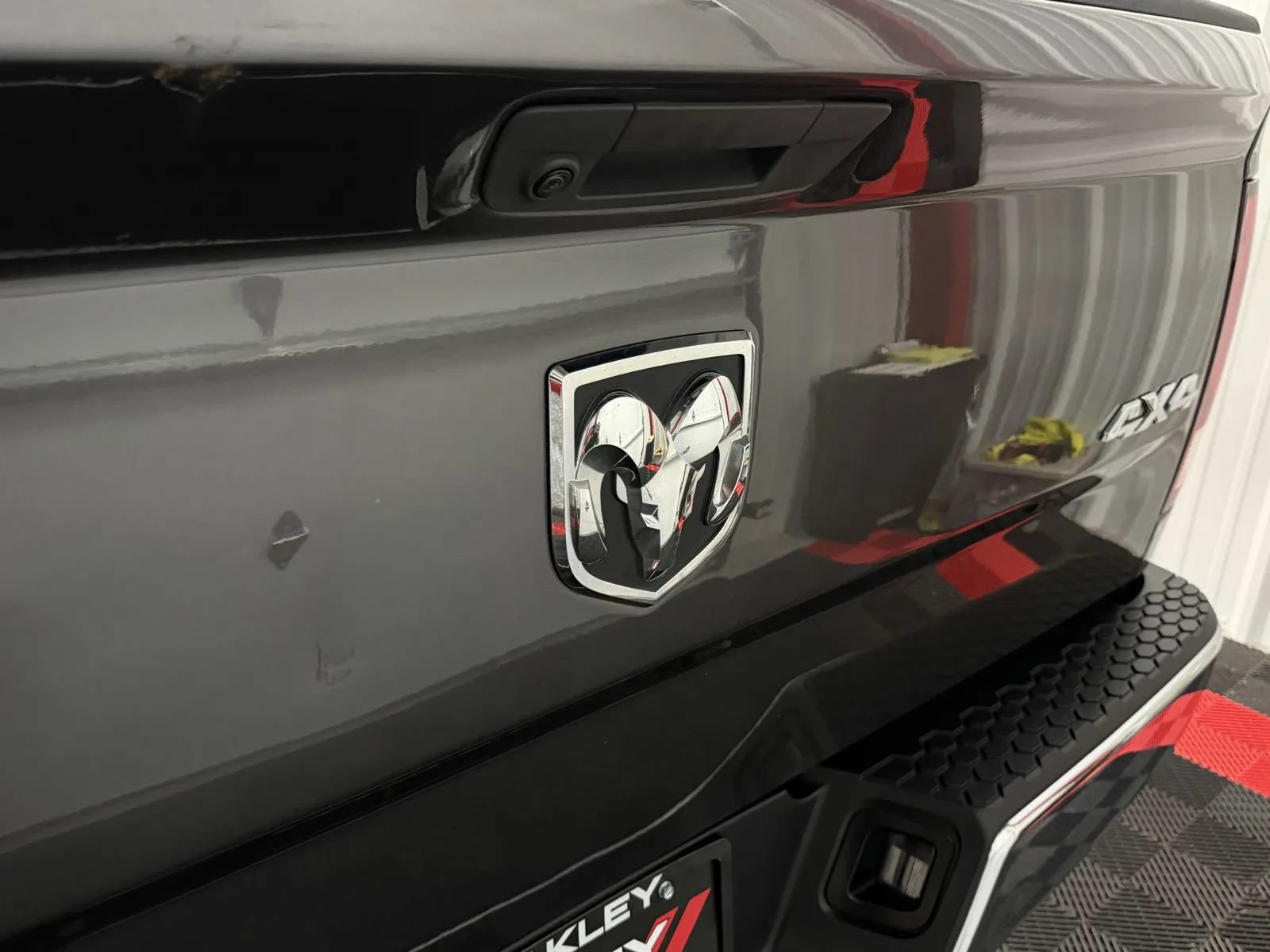 Used 2021 RAM 1500 Classic SLT AWD/4WD image 14