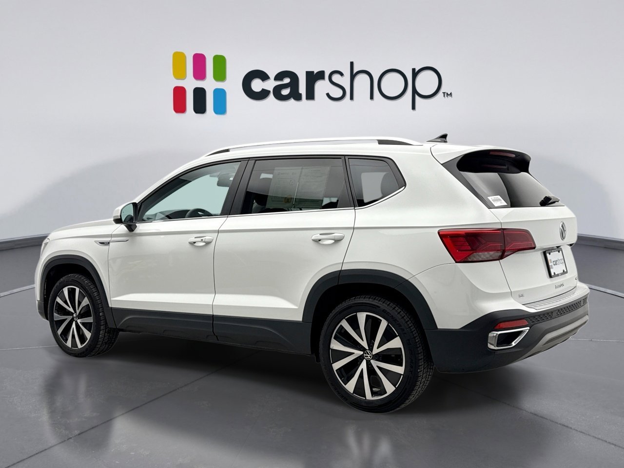 Used 2023 Volkswagen Taos SE image 3
