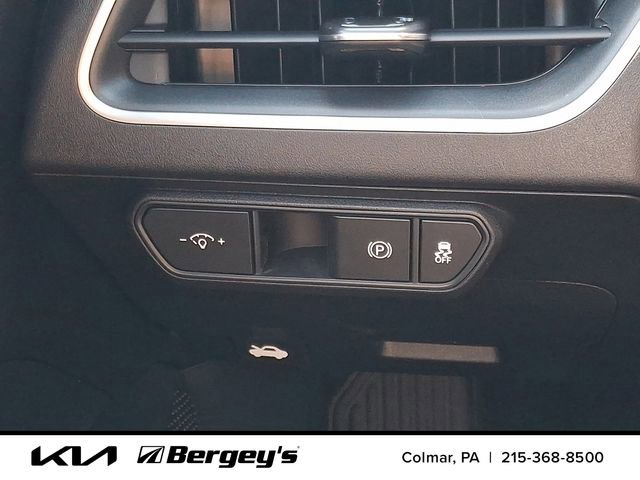 New 2026 Kia K4 FWD image 17