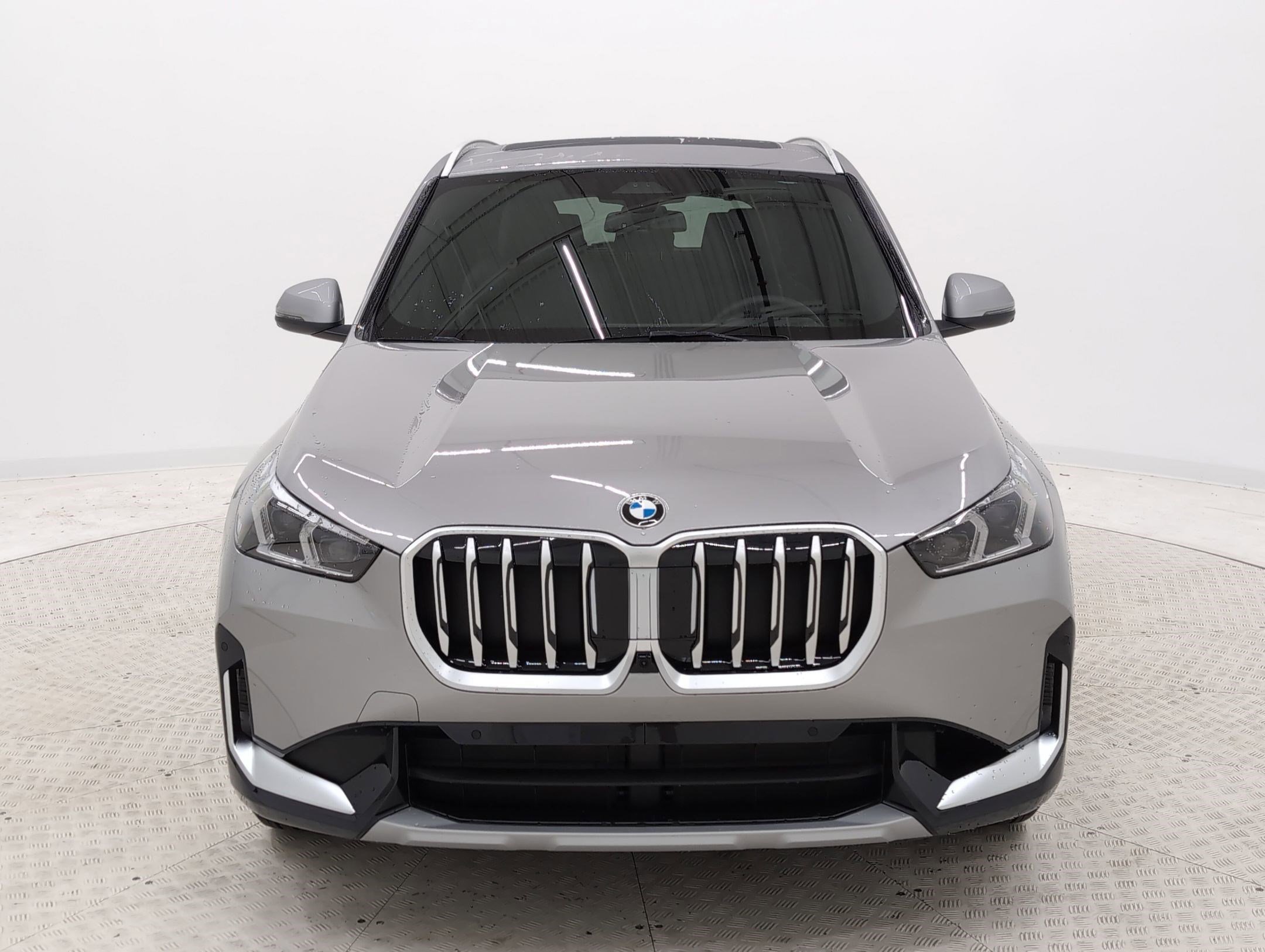 Used 2025 BMW X1 xDrive28i w/ Premium Package AWD/4WD image 6