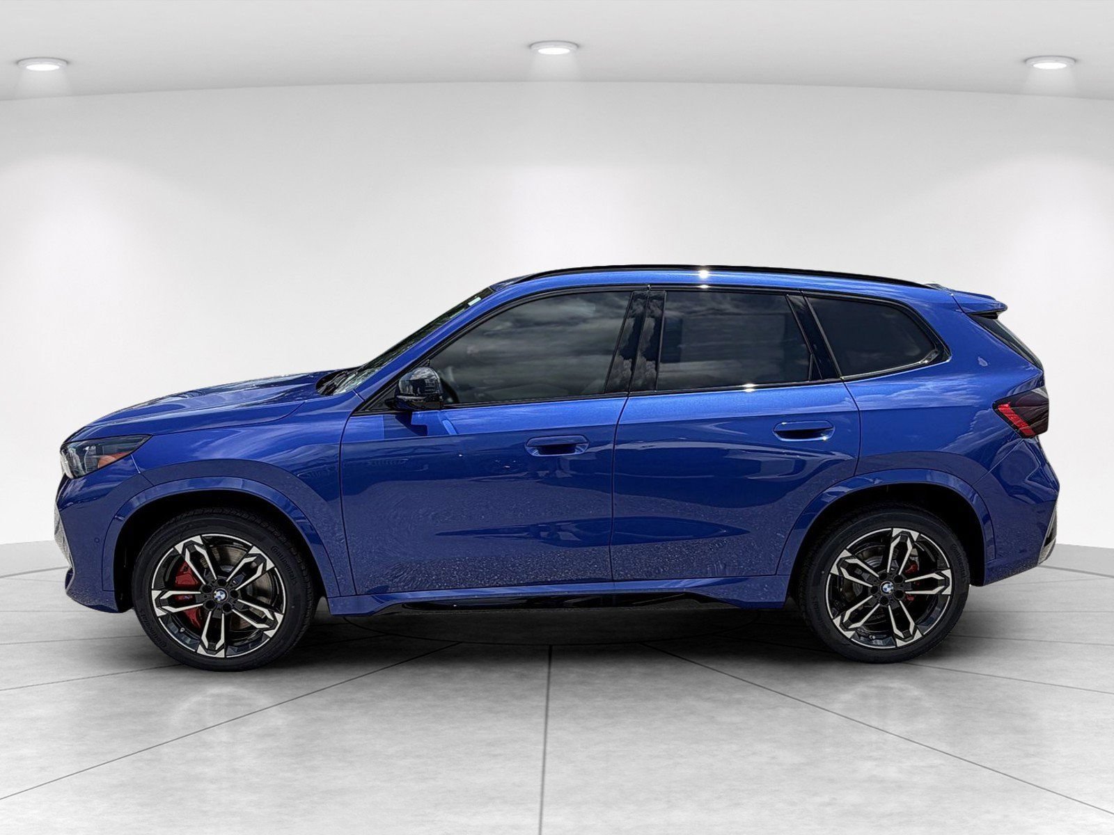 New 2026 BMW X1 xDrive28i w/ Technology Package AWD/4WD image 7