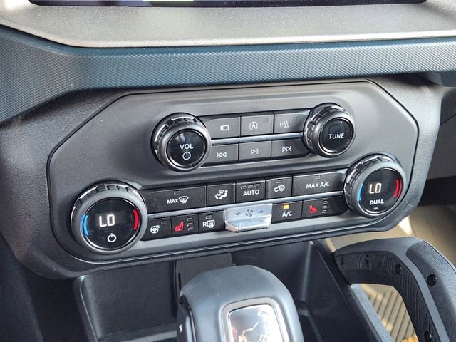 Used 2024 Ford Bronco Outer Banks image 19