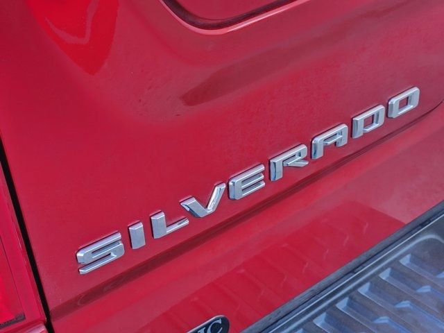 Used 2024 Chevrolet Silverado 1500 High Country w/ Technology Package image 9