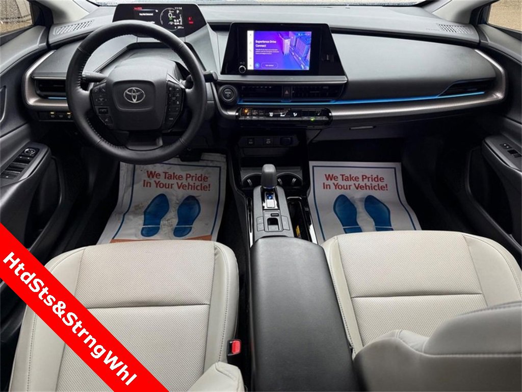 Used 2023 Toyota Prius XLE image 13
