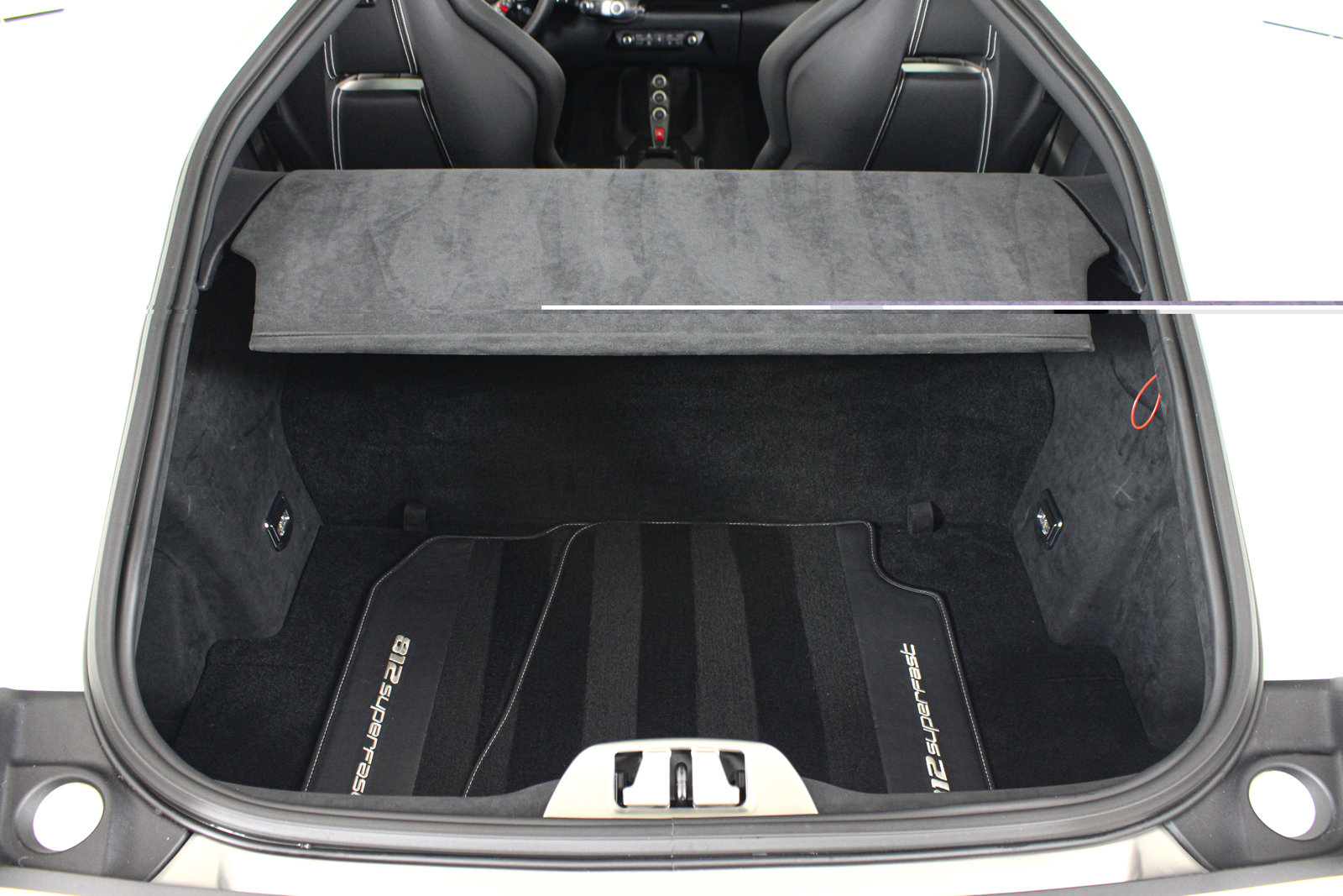 Used 2019 Ferrari 812 Superfast RWD image 47