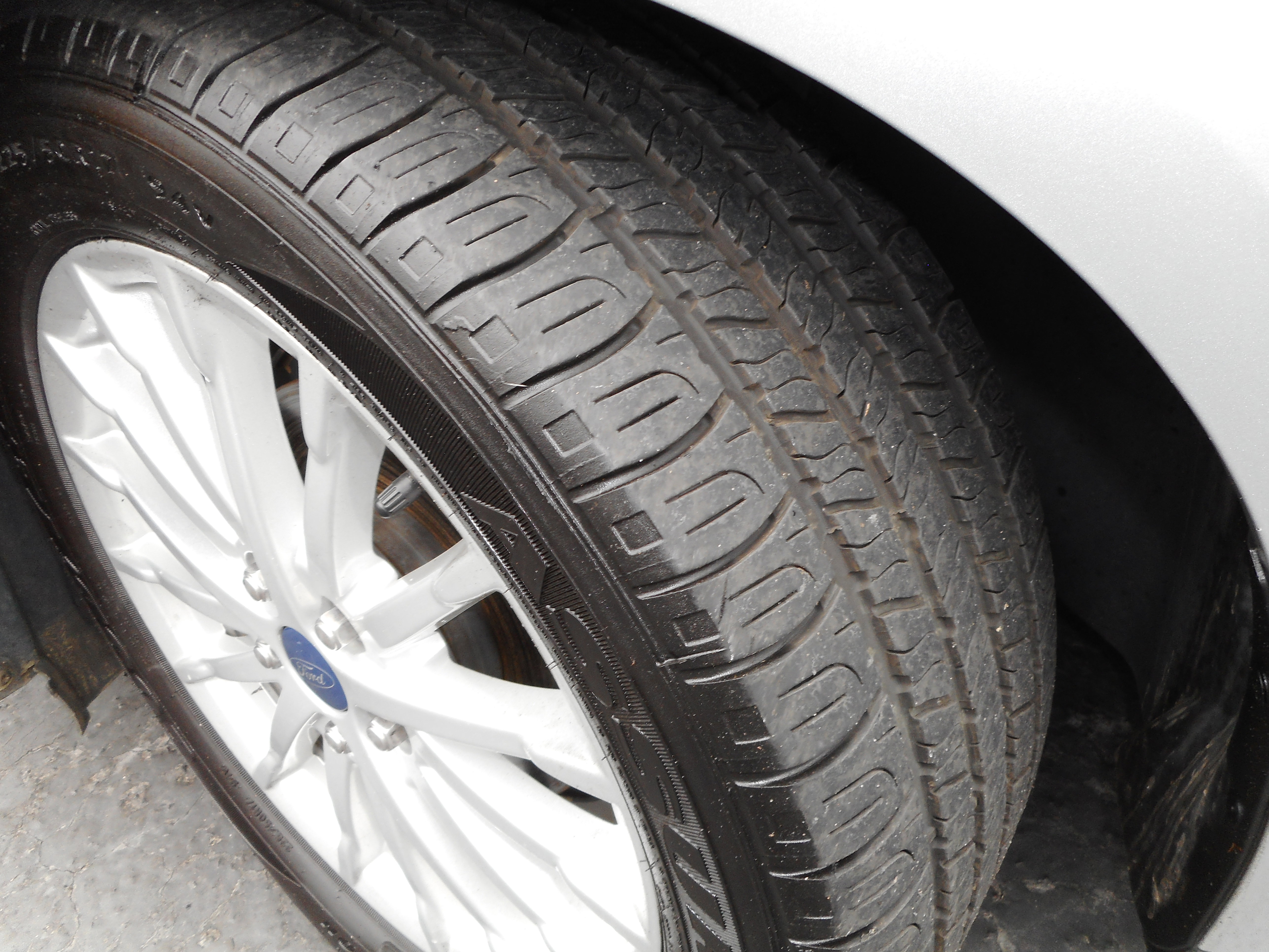 Used 2014 Ford C-MAX SE image 12