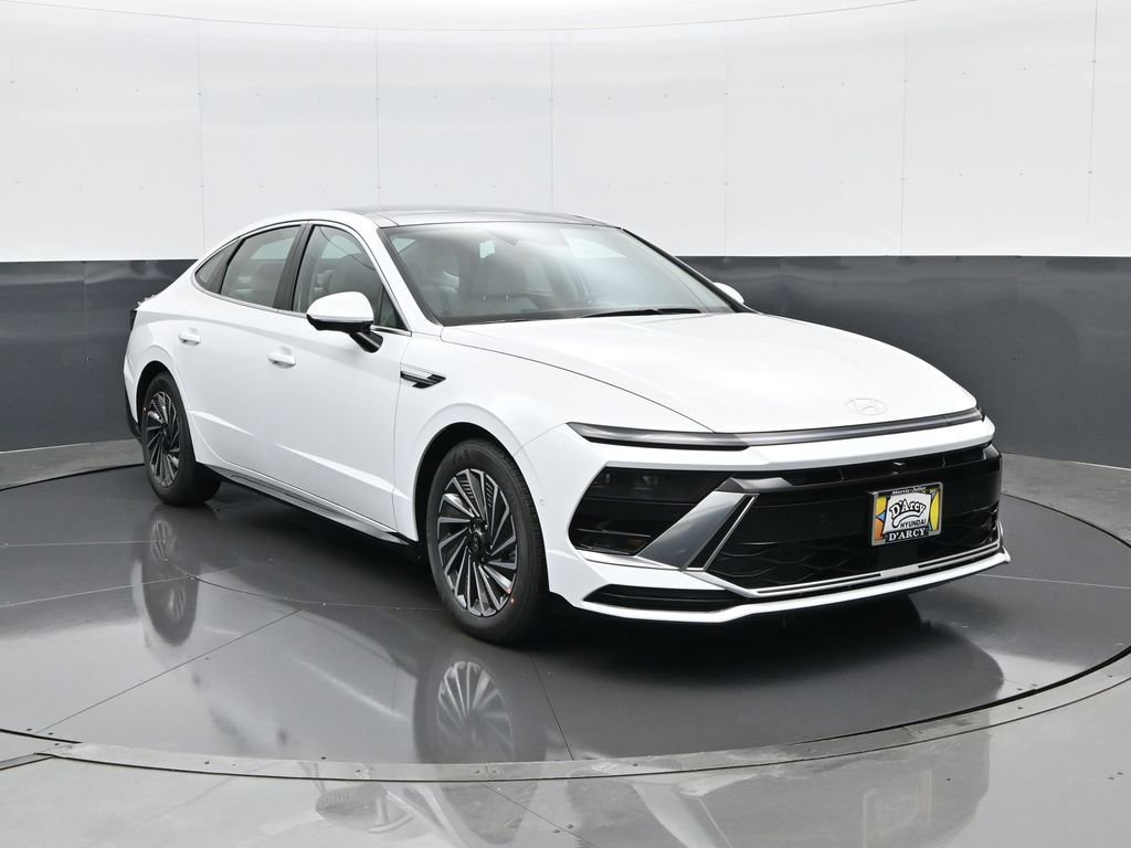 New 2026 Hyundai Sonata Limited FWD image 3