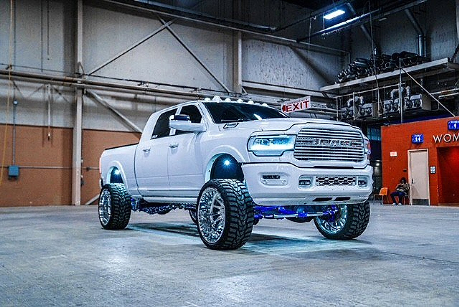 Used 2022 RAM 2500 Laramie image 3