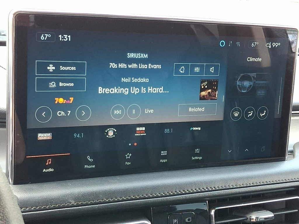 Used 2022 Lincoln Nautilus AWD image 28
