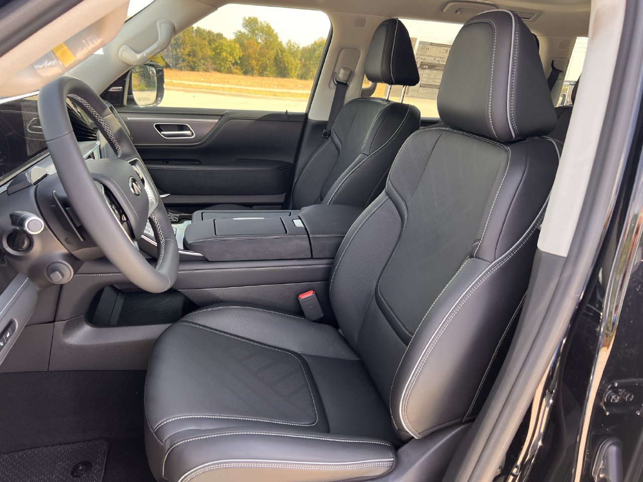 New 2027 INFINITI QX80 Luxe RWD image 21
