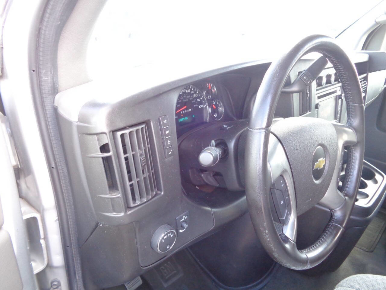 Used 2014 Chevrolet Express 3500 LT w/ LT Preferred Equipment Group image 29