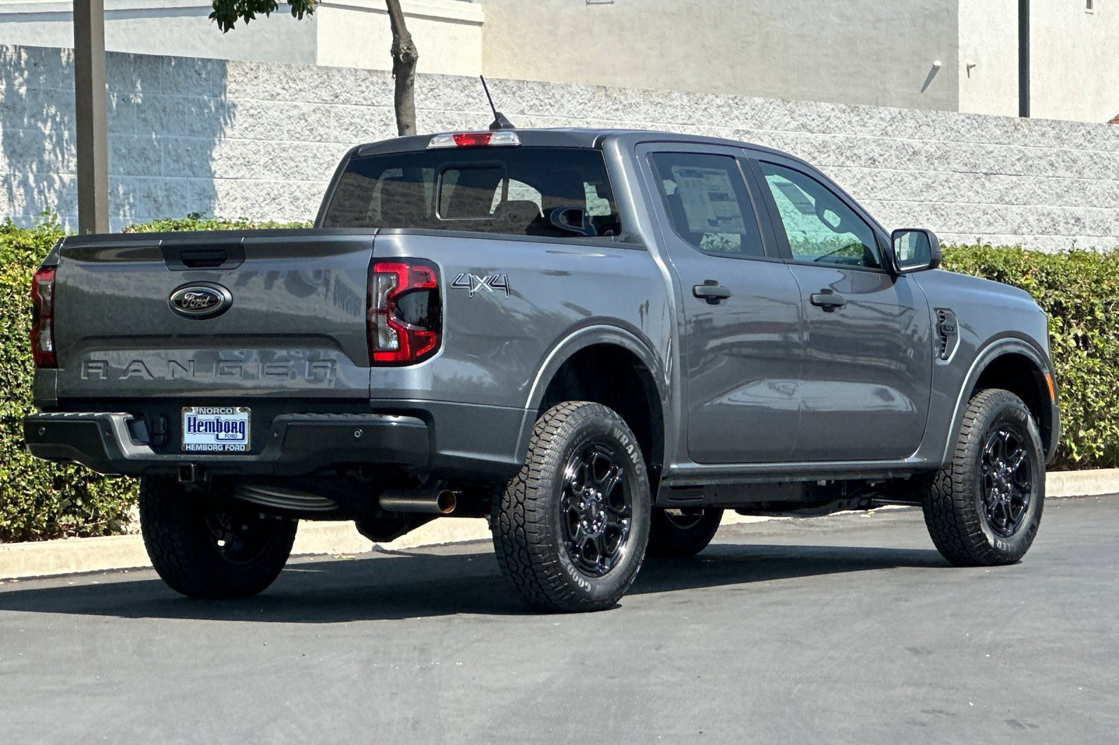 New 2025 Ford Ranger XLT w/ Equipment Group 301A High image 4