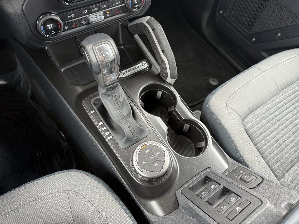 Used 2021 Ford Bronco Outer Banks image 14