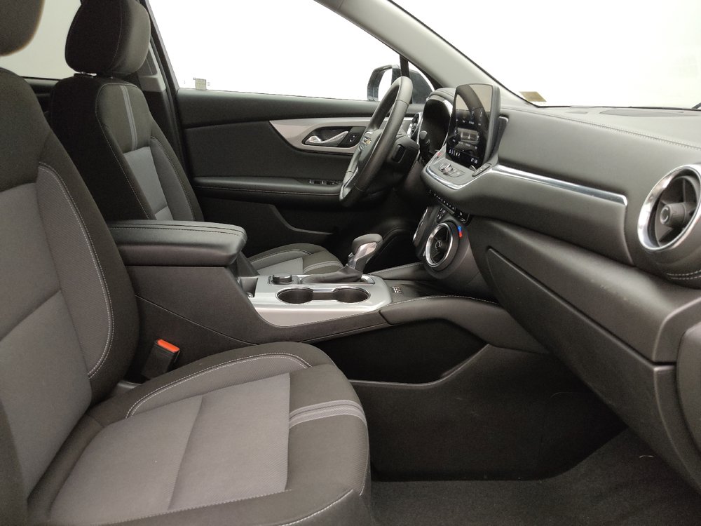 Used 2024 Chevrolet Blazer LT w/ Convenience Package FWD image 21