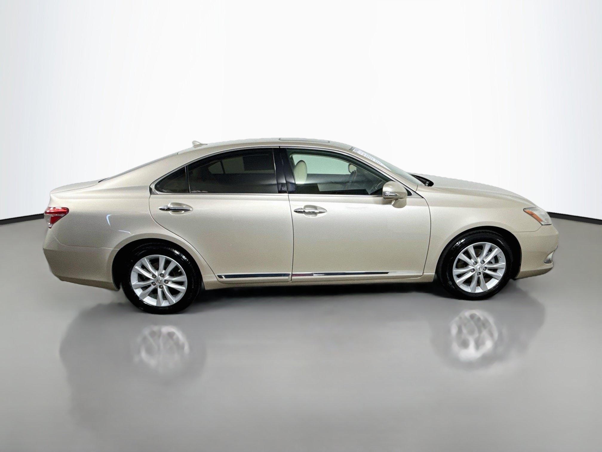 Used 2011 Lexus ES 350 FWD image 8