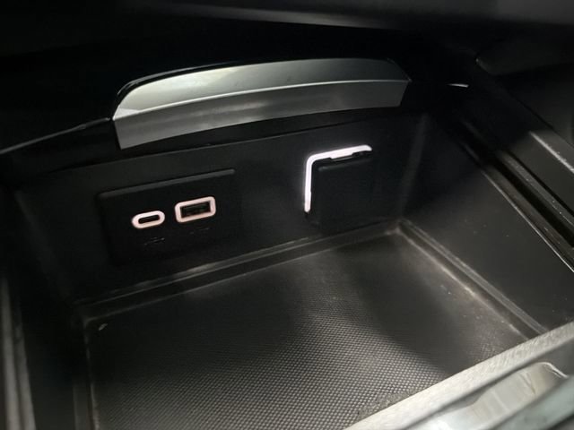 Certified 2022 Buick Envision Preferred w/ Sport Touring Package FWD image 27