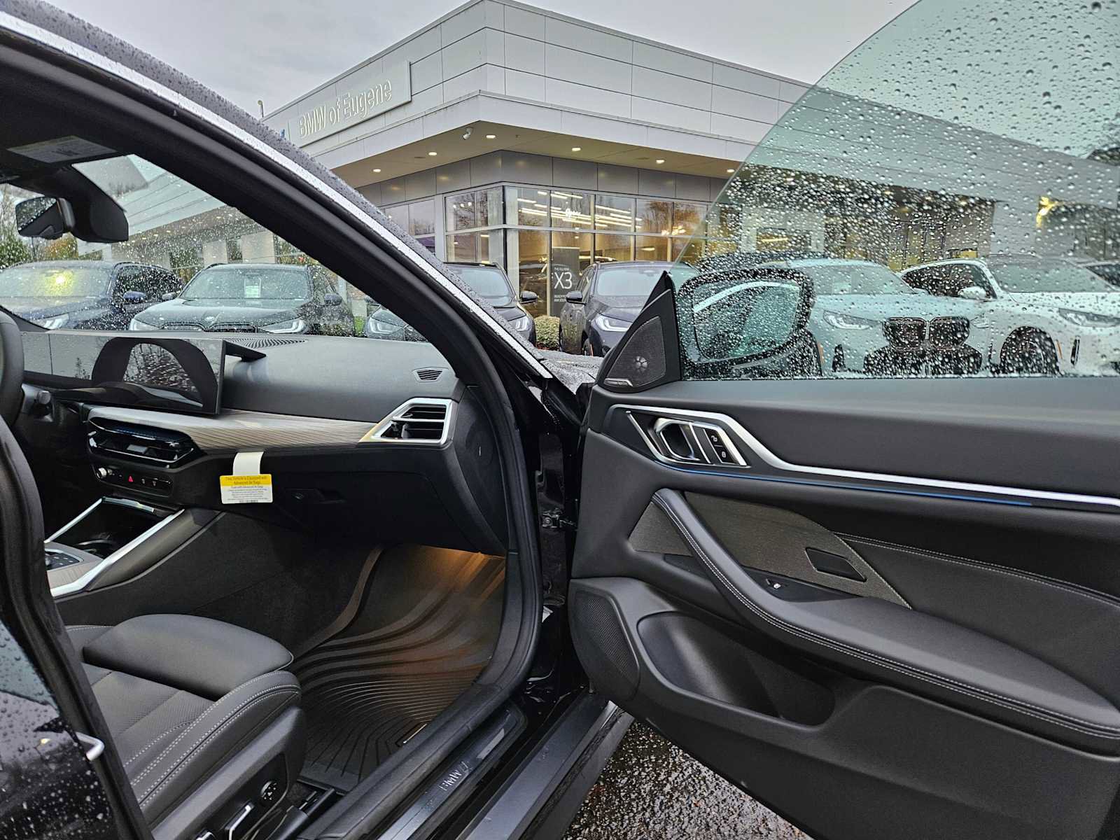 Used 2025 BMW i4 xDrive40i w/ Premium Package image 10