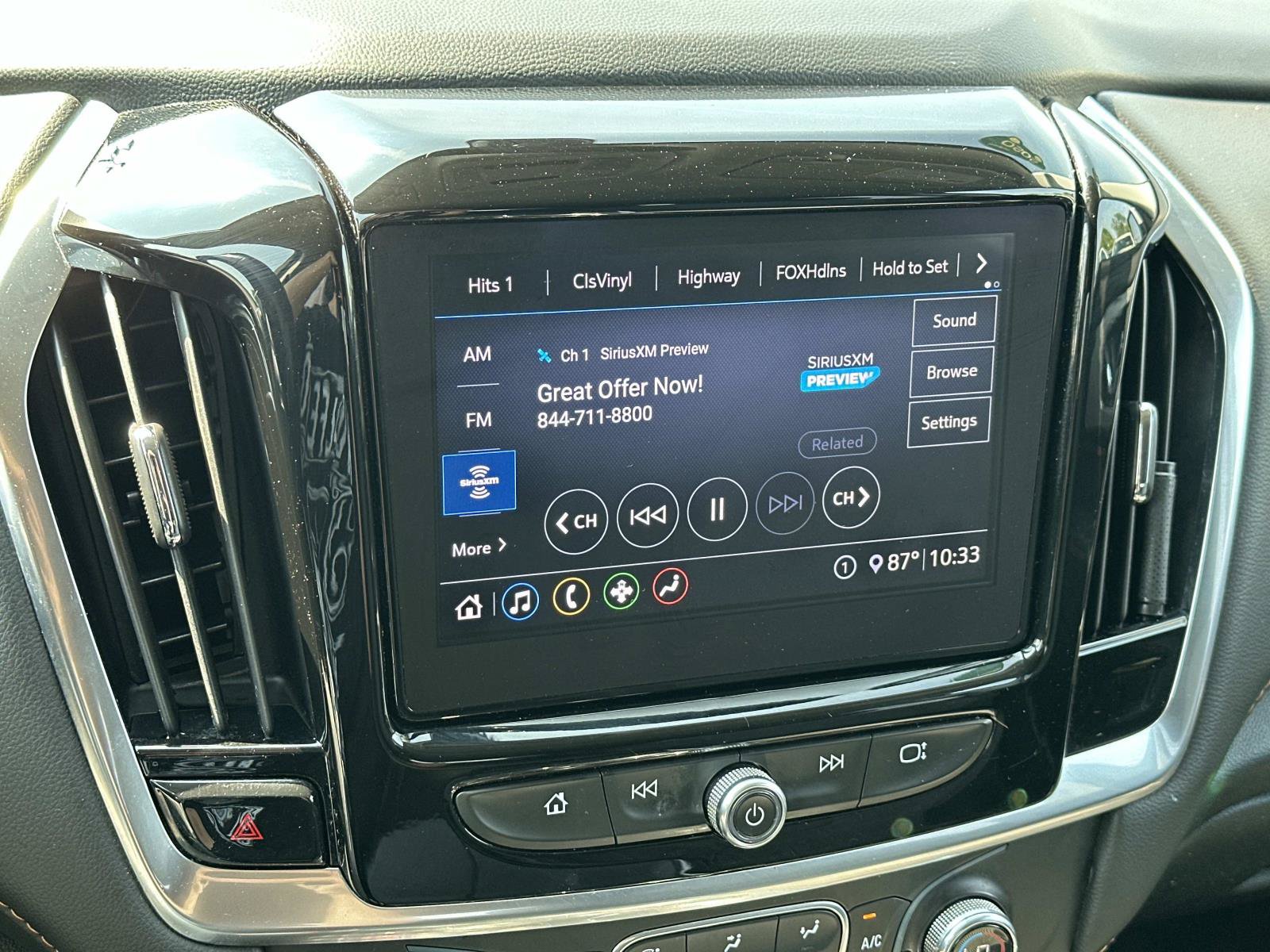 Certified 2020 Chevrolet Traverse LT FWD image 28