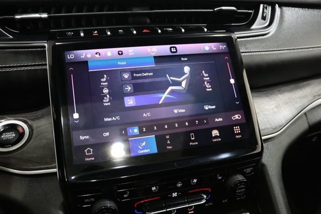Used 2023 Jeep Grand Cherokee L Limited w/ Luxury Tech Group II AWD/4WD image 27