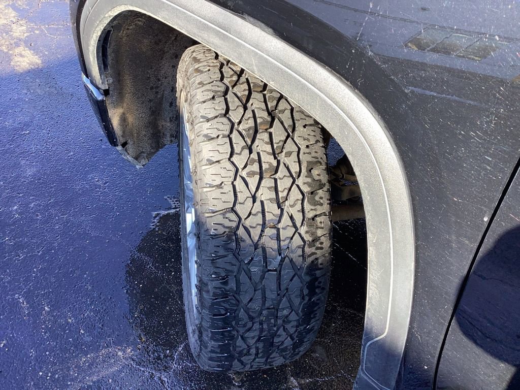 Used 2021 GMC Sierra 1500 Denali w/ Denali Ultimate Package image 27