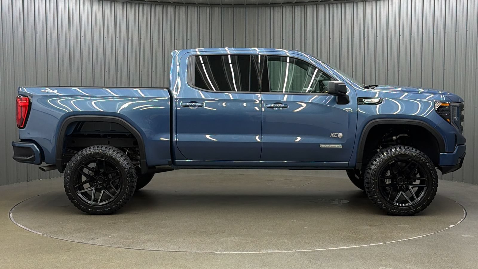 Used 2026 GMC Sierra 1500 Elevation AWD/4WD image 6