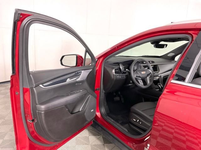 Certified 2025 Cadillac XT5 Premium Luxury w/ Technology Package image 26