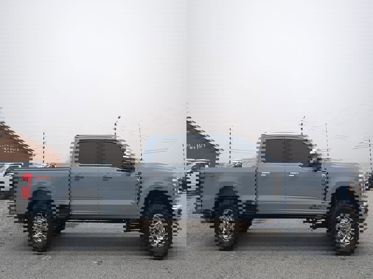 Used 2024 Ford F250 Lariat w/ Chrome Package image 2