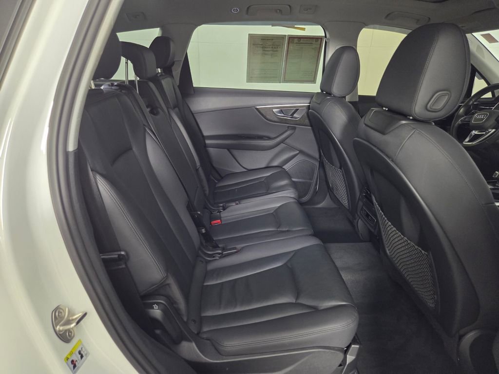 Used 2023 Audi Q7 3.0T Premium Plus image 31