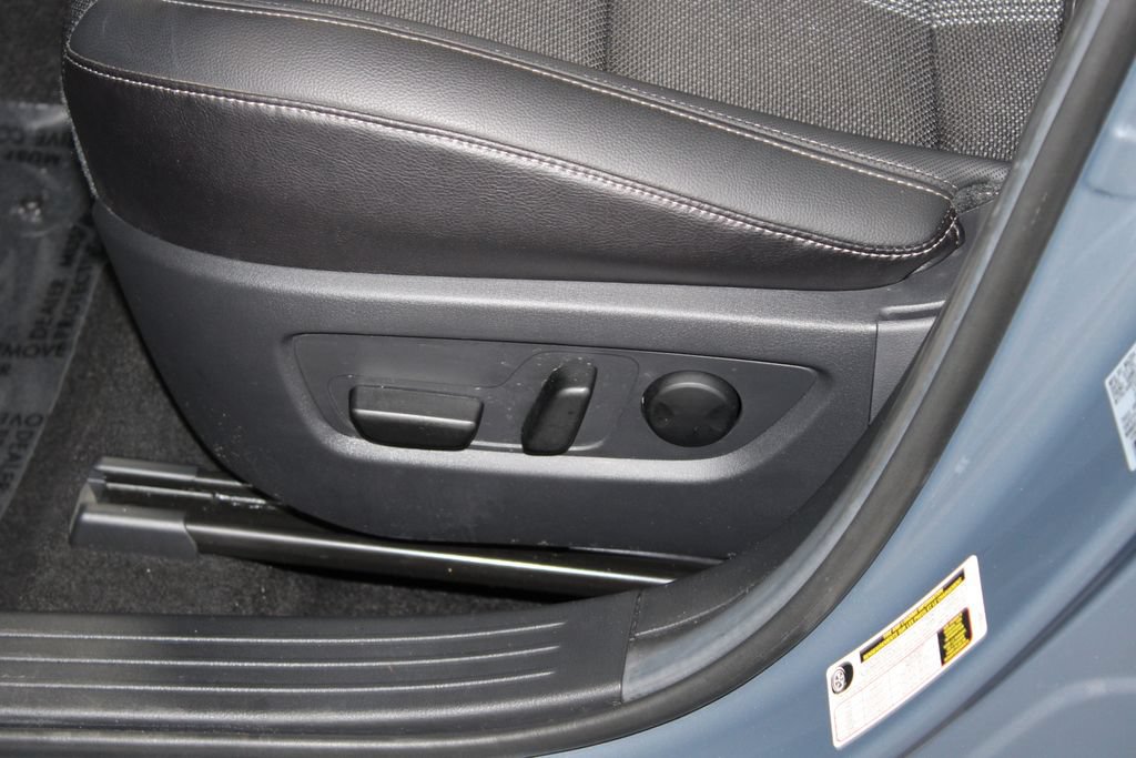 Used 2025 MAZDA CX-50 AWD 2.5 S w/ Weather Package image 19