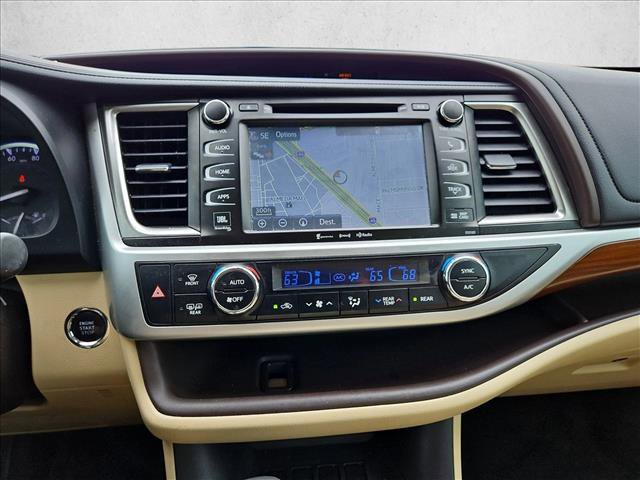 Used 2017 Toyota Highlander Limited FWD image 15