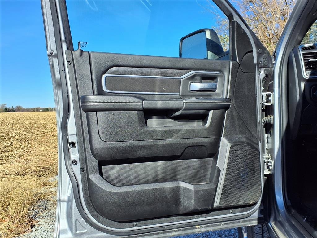 Used 2024 RAM 2500 Big Horn w/ Bed Utility Group image 16
