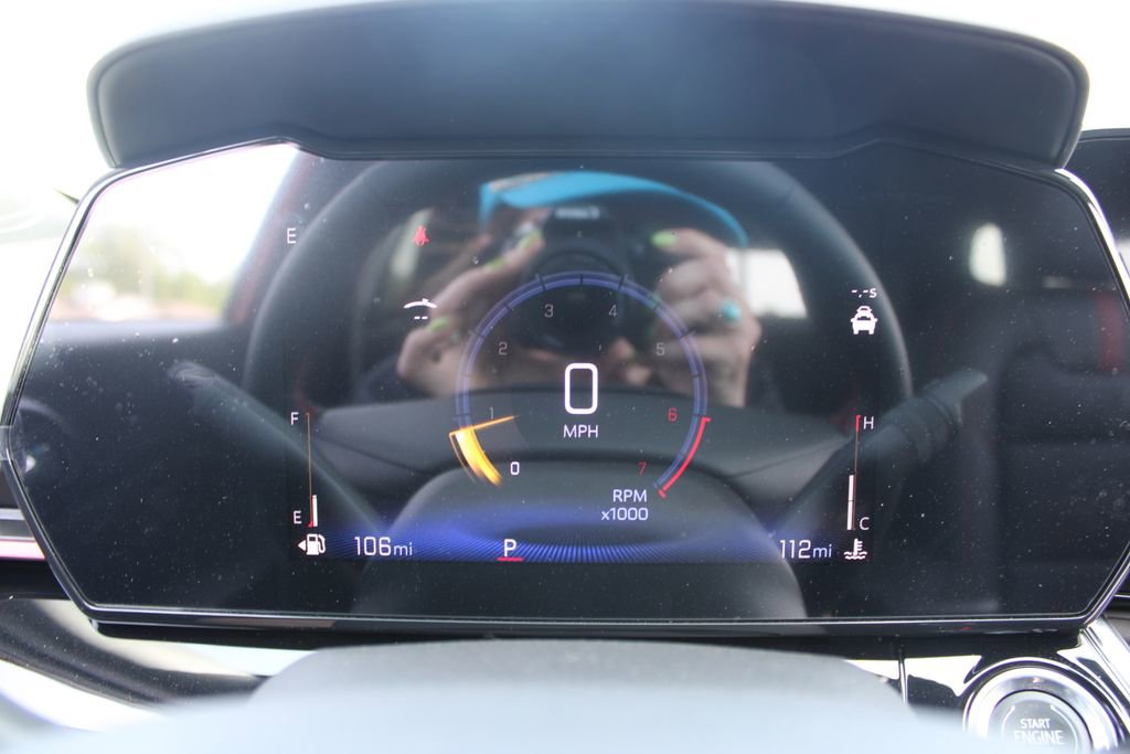 New 2026 Chevrolet Trax RS w/ Sunroof Package image 30