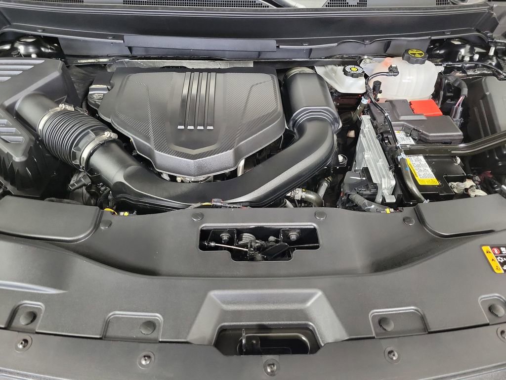 Certified 2025 Chevrolet Traverse LT image 23