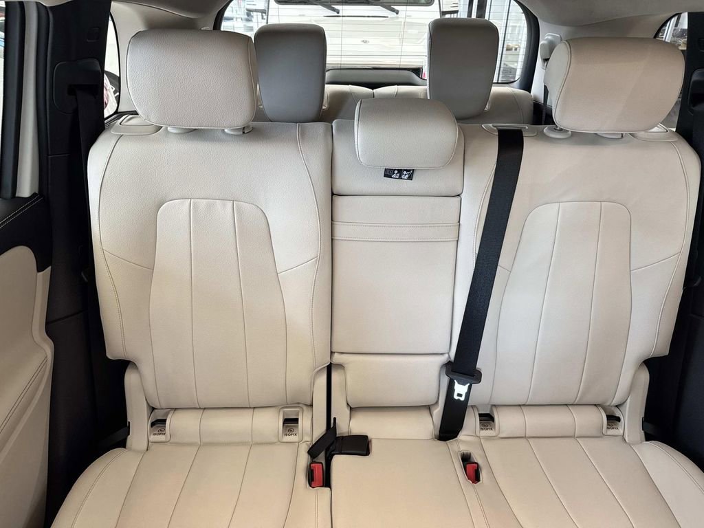 Used 2021 Mercedes-Benz GLB 250 image 9