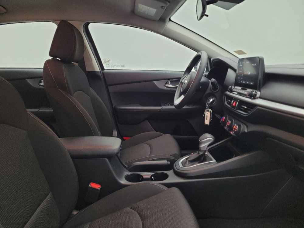 Used 2021 Kia Forte LXS image 21