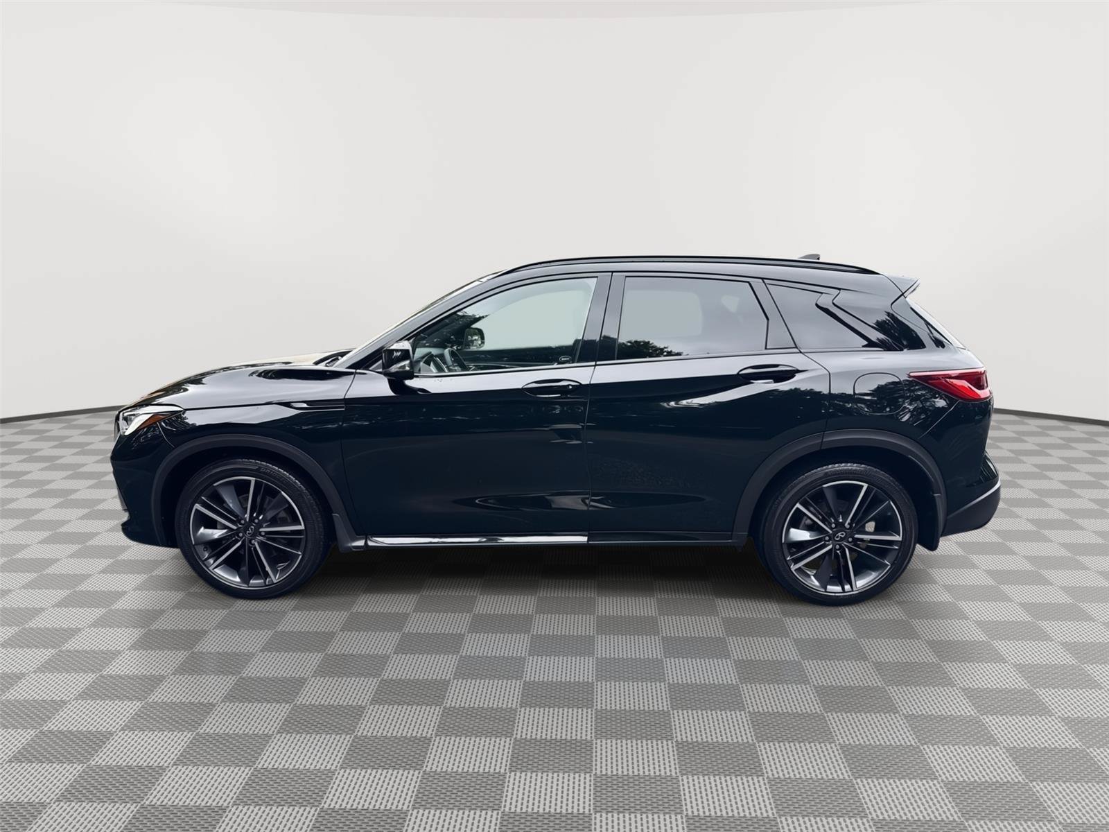 Certified 2025 INFINITI QX50 Sport AWD/4WD image 9