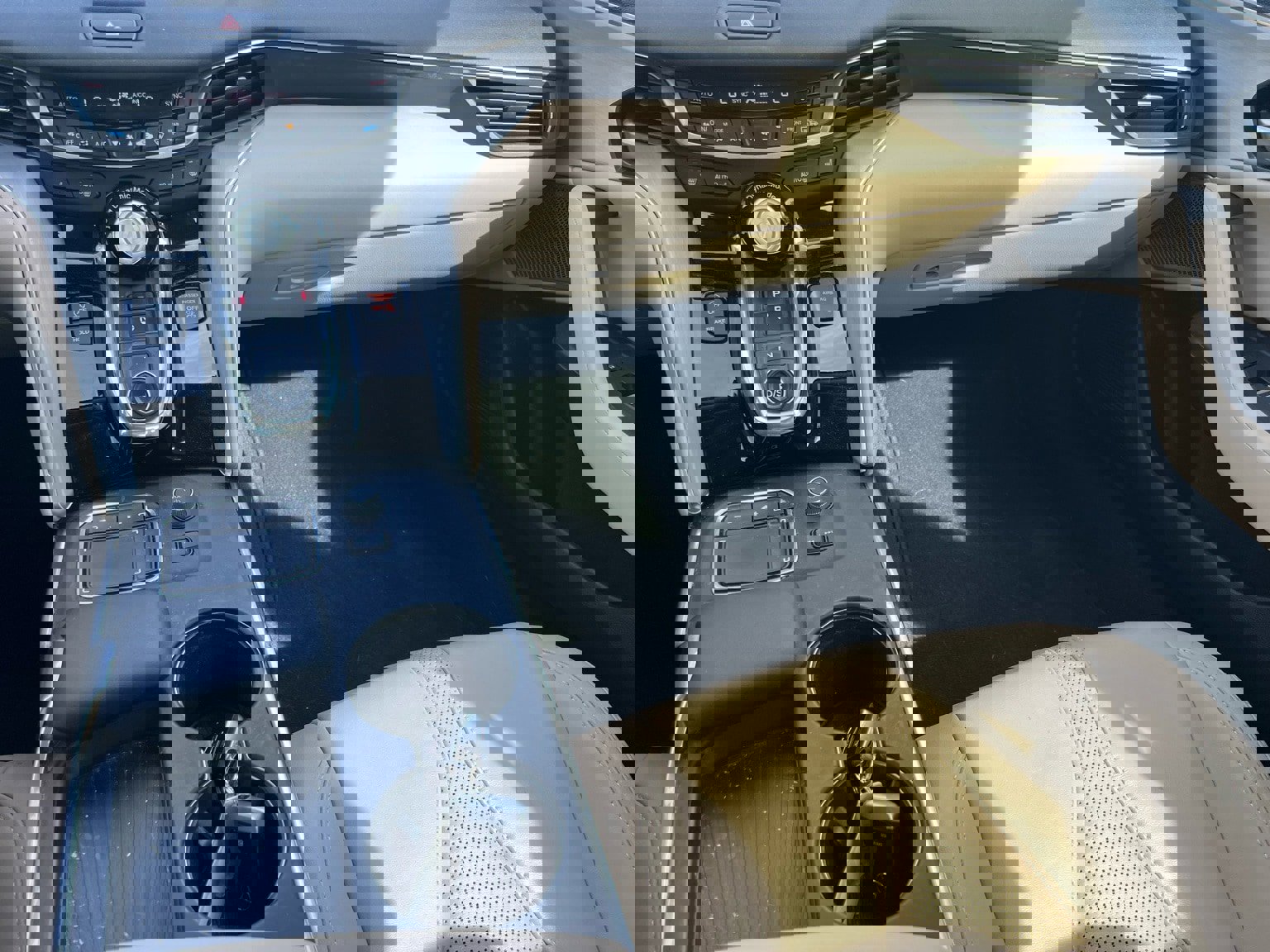 Used 2022 Acura TLX w/ Technology Package image 34