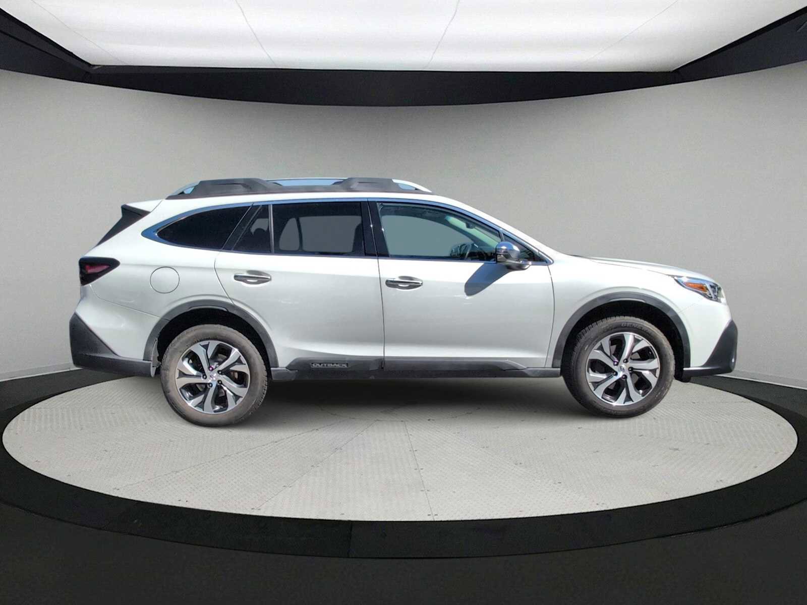 Used 2020 Subaru Outback Touring AWD/4WD image 9