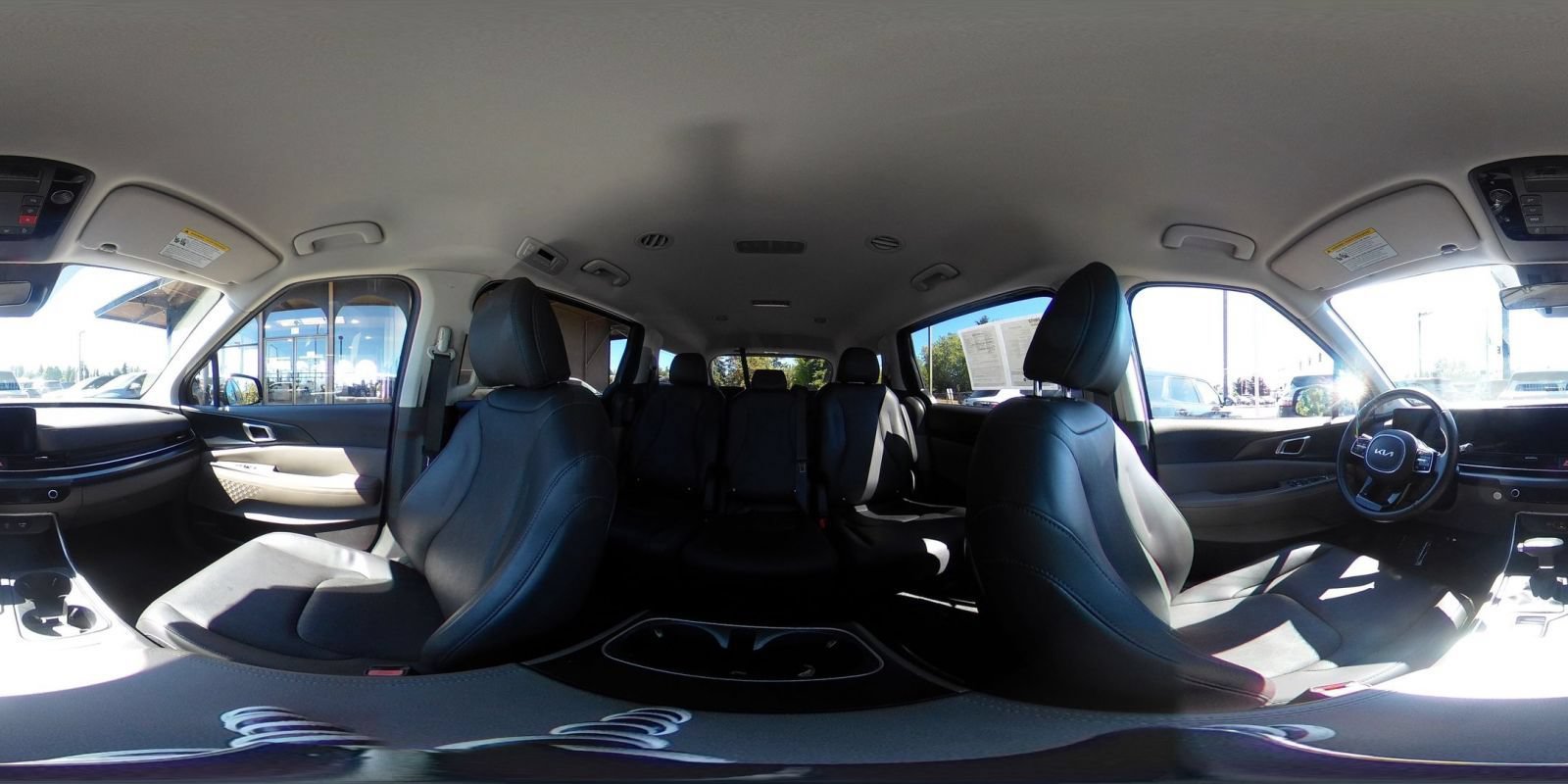 Used 2026 Kia Carnival FWD image 44