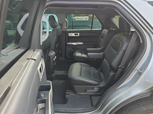 Used 2023 Ford Explorer Limited w/ Limited Technology Package AWD/4WD image 19