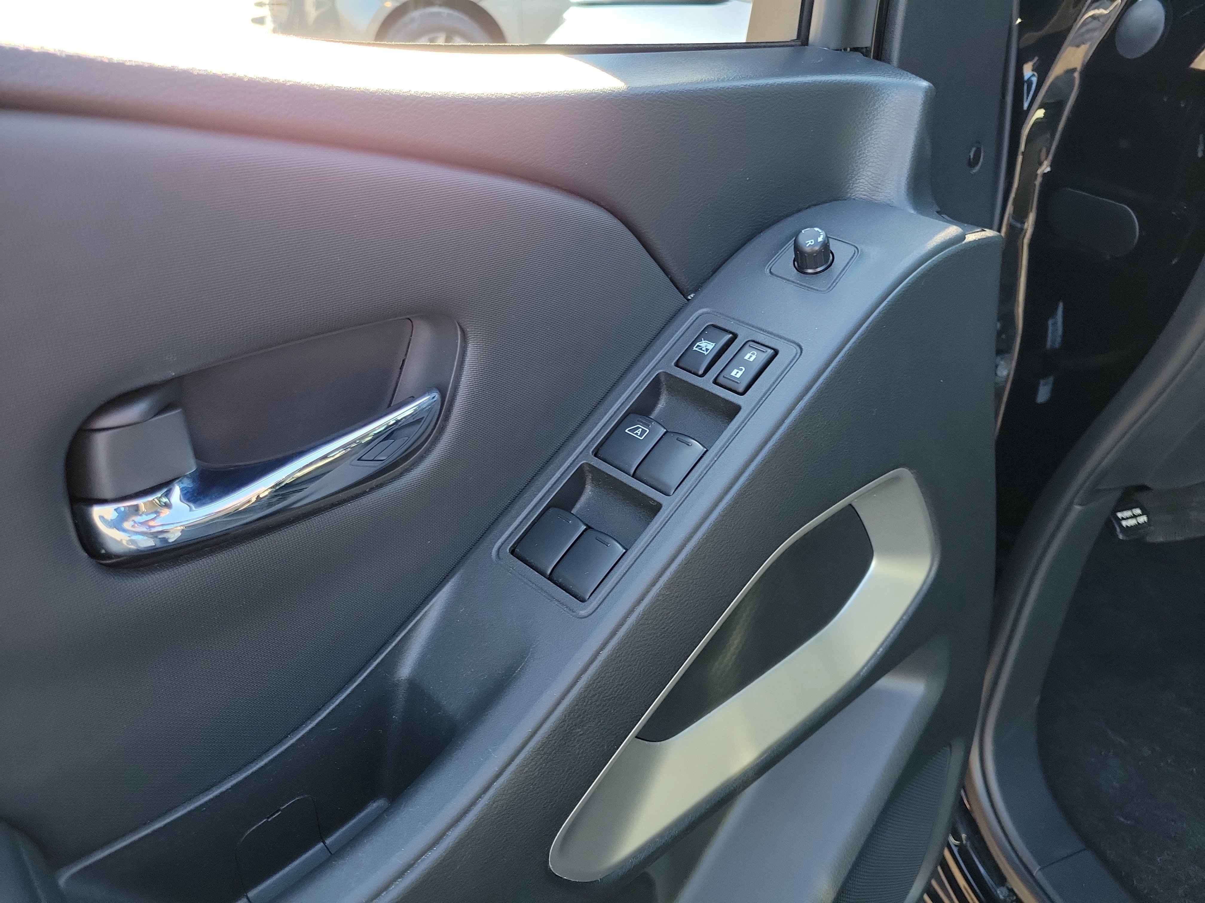 Certified 2022 Nissan Frontier SV w/ Technology Package image 18