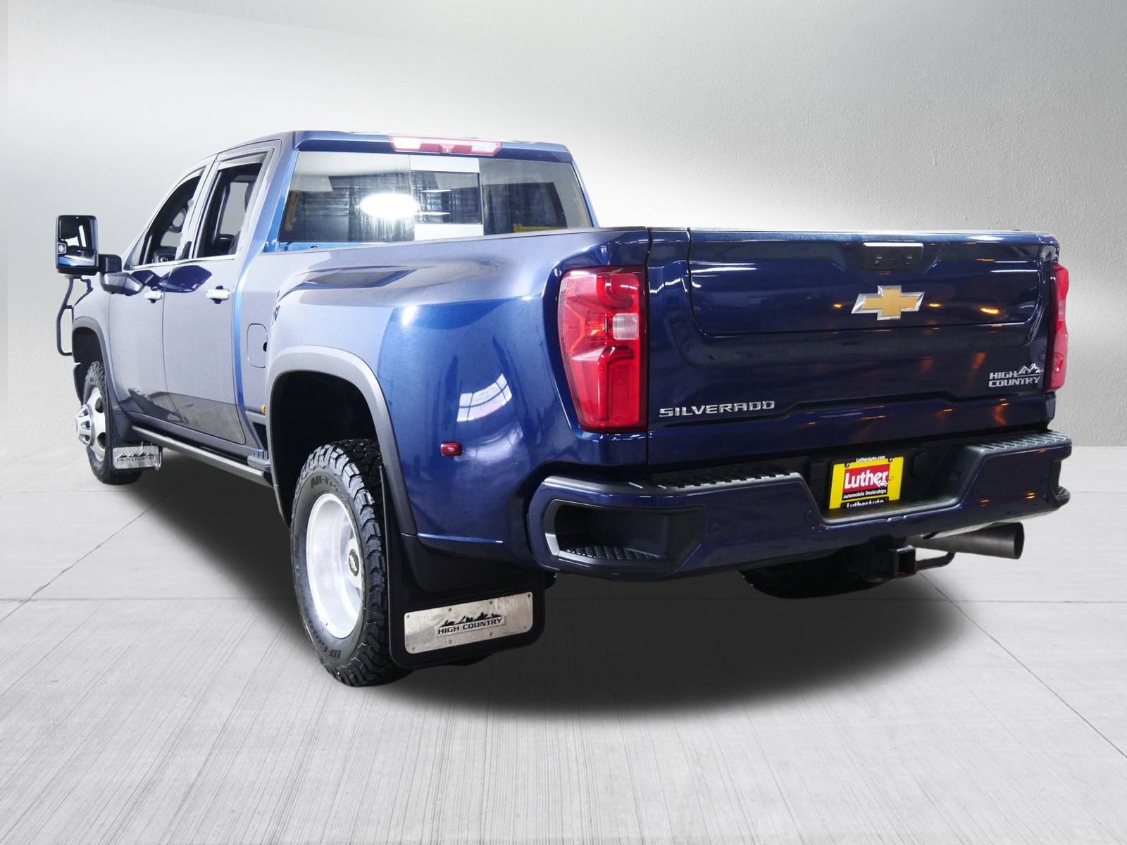 Used 2022 Chevrolet Silverado 3500 High Country image 5