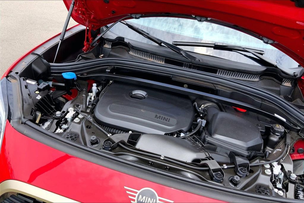 Certified 2025 MINI Cooper Countryman S w/ Comfort Package Max image 33