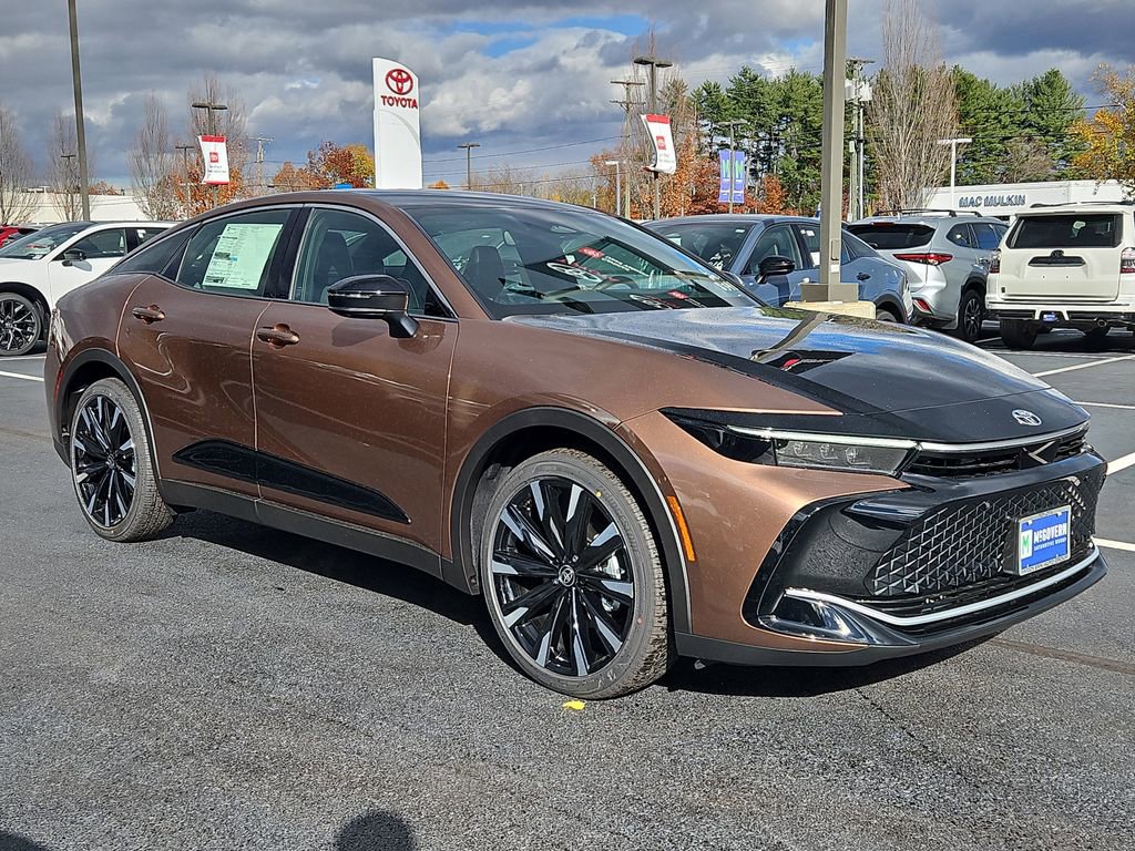 New 2026 Toyota Crown Platinum image 3