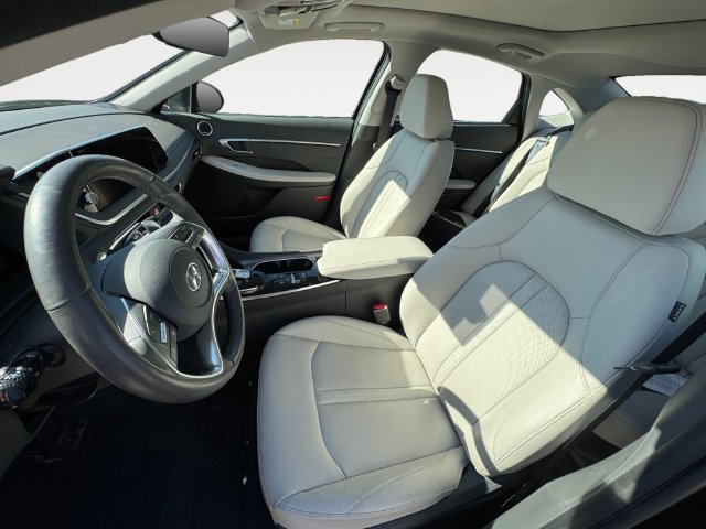 Used 2023 Hyundai Sonata Limited w/ Cargo Package FWD image 9